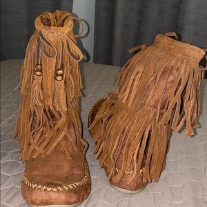 Brown Tassle-Styled Boots